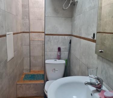 Petrovskoye Apartment | Своя смарт квартира подобово Вокзальная