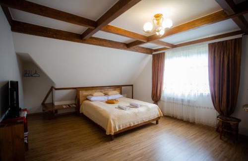 Yaremche House | Сервус guest