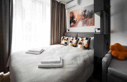 Podilskyj Apartment | Стильні апартаменти біля парку Сирецький гай від MYFREEDOM