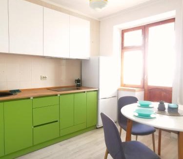 Zarichnyi District Apartment | Театр Щепкіна апартаменти 2