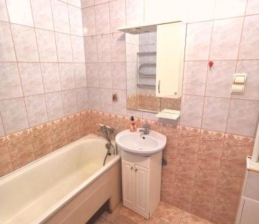 Zarichnyi District Apartment | Театр Щепкіна апартаменти 2