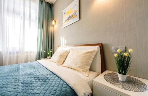 Pechers'kyi District Apartment | Укриття у будинку, Центр, 20 поверх! 2к квартира із панорамою