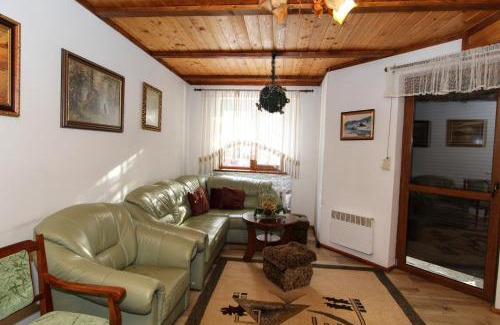 Tatariv House | Хуторянка