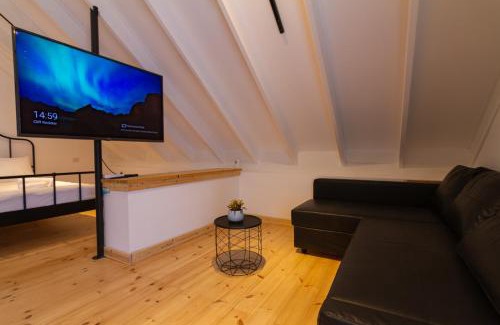 Ein Zivan Cabin | מול ההר