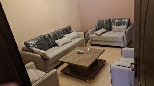 Aqaba Apartment | أبو راشد للشقق المفروشه