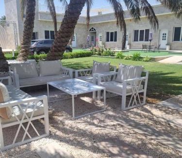 Buraimi Resort | استراحة الفخامة