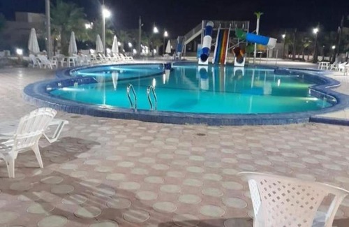Ad-Dab'ah Apartment | شالية بقرية الجوهرة الساحل راس الحكمة