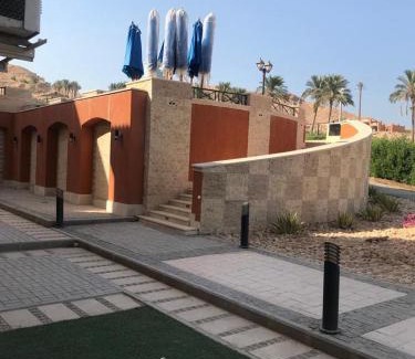 Ras Sudar Apartment | شاليه ببورتو السخنه بحديقه Heaven hills مكيف بالكامل غرفه واحده عائلات فقط A
