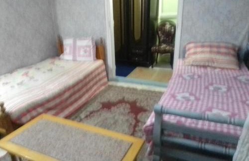 Bab Sharqi House | شقة بغرفة ثلاثية بحمام خاص ومطبخ صغير