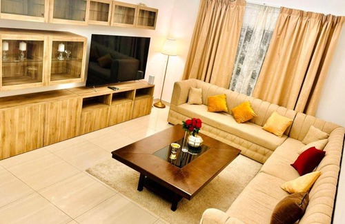 Al Khan Apartment | شقق سهيل برج الهلال