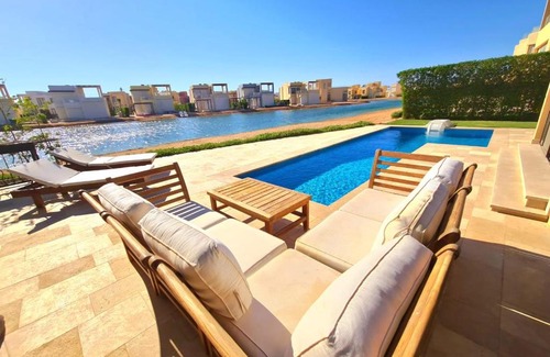 Al-Jumruk Apartment | طويله