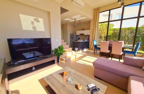 Al-Jumruk Apartment | طويله