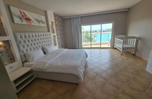 Dhahban Ski Chalet | فيلا السعادة بشاطي خاص درة العروس