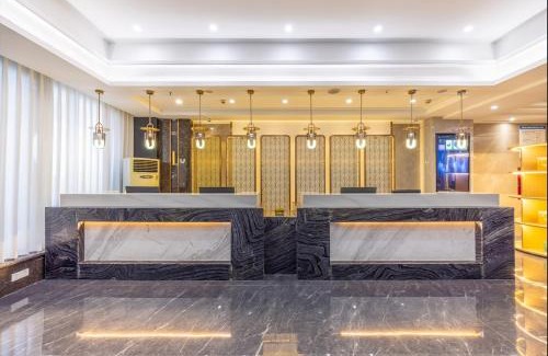 Ziliujing District Hotel | 万信至格酒店自贡彩灯公园华商国际城店