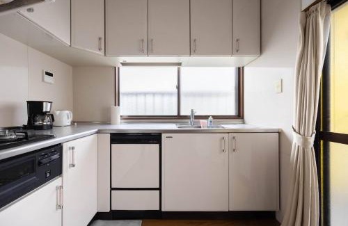 Nagawa Apartment | 圓福ビル
