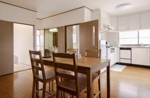 Nagawa Apartment | 圓福ビル