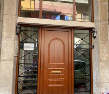 Athens Apartment | 悦心质朴屋