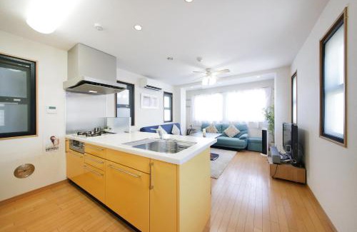 Oshiage Apartment | 押上ハウス
