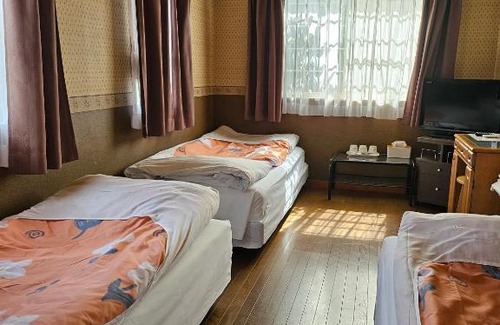 Shimotaga House | 枇杷物語