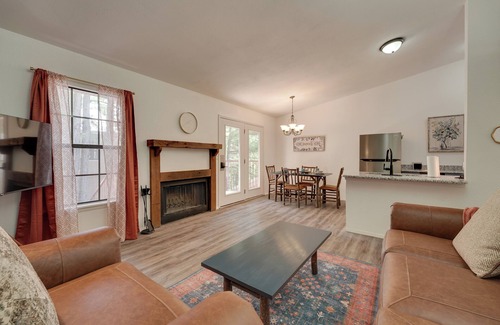 Kimberling City Cabin | 0.5 Mi to Table Rock Lake: Ozark Mountains Cabin