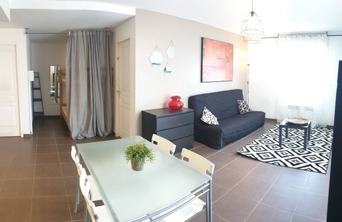 Lattes Apartment | 008 Grand t2 Residence Piscine Idéal Pour les Familles