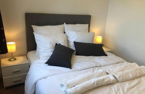 Noisy-le-Grand Apartment | 02 Bedrooms-Paris-Disneyland-Parking-RER A 3'