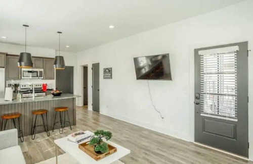 Chattanooga House | 03) New Construction Home/Fenced Yard/Downtown