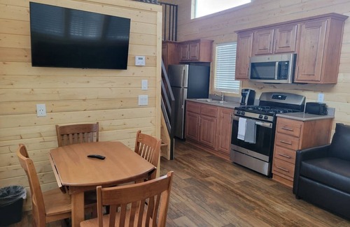 Valle Ski Chalet | 037 Tiny Home nr Grand Canyon Sleeps 8-South Rim