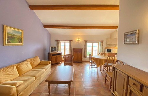 Brunet Apartment | 04B9 : Beautiful T3 in the heart of lavender - pool
