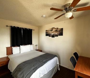 Valle Apartment | 071A Private Studio near South Rim Sleeps 6- No Kitchen