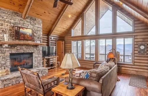 Bryson City Cabin | 1,000,000 View x 2! Lake View, Hot Tub, Fire Pit!