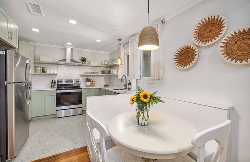 Saint Simons Island House | 1.2 mi. to the Beach & .5 mi. to the Village!