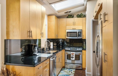 Melbourne House | 1.5/h theme parks, close to mall, golf course, 15min to beach, 5min Downtown!