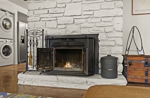 Beech Mountain Ski Chalet | 1.5 miles from Beech Resort, perfect for families