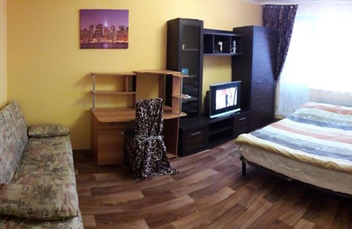 Dzerzhyns'kyi District Apartment | 1-bdrm appartment Ahsarova (4 people)