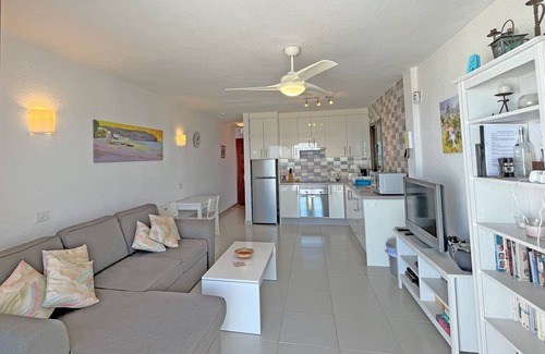 Los Gigantes Apartment | 1 Bed Apartment, with Fantastic Sea and Cliff Views in Tamara