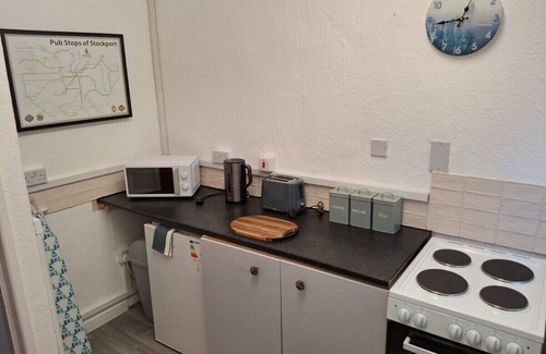 Stockport Apartment | 1-Bed Apartment | Disley
