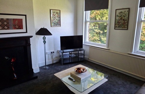 Stockport Apartment | 1-Bed Apartment | Disley
