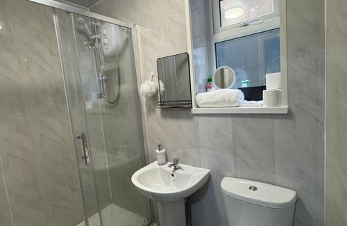 Clifton Apartment | 1-Bed Apartment in clifton Nottingham