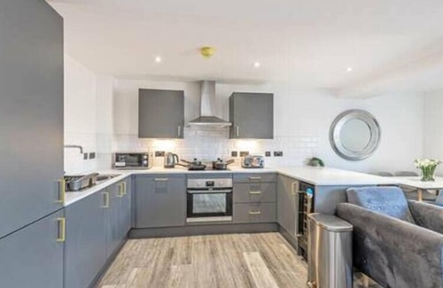 Preston Apartment | 1 Bed apt near Winkley Square