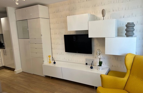 Lewisham Apartment | 1-Bed Apt, Sleeps 4, Central To Shops & Transport