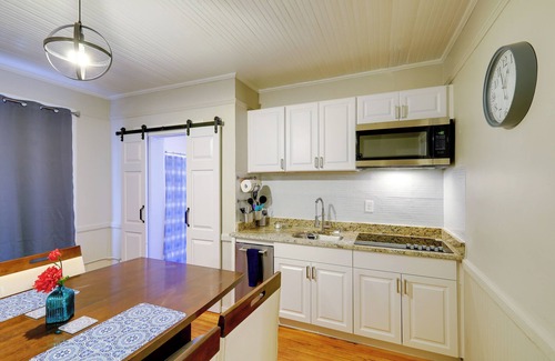 Columbia Apartment | 1 Bed Comfy - Historic Downtown Columbia (Elmwood Park)