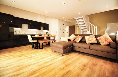 Berwick-upon-Tweed Villa | 1 Bed Cottage - Plus Sofa Bed - Sleeps 4 - Pets