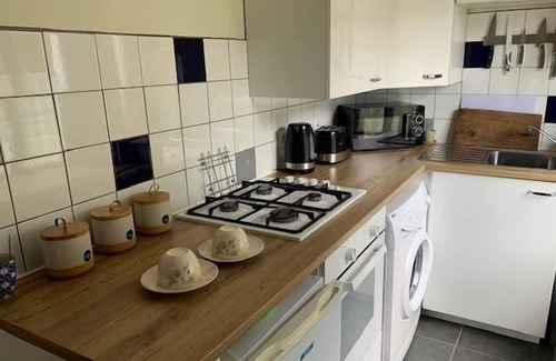 Ambrieres-les-Vallees Cottage | 1 Bed Cottage - Sleeps 2 - Garden - Parking - Wifi