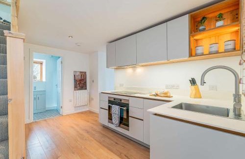 Aberystwyth House | 1 Bed in Aberystwyth 83551