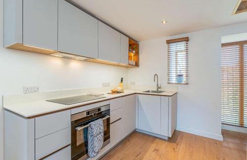 Aberystwyth House | 1 Bed in Aberystwyth 83551