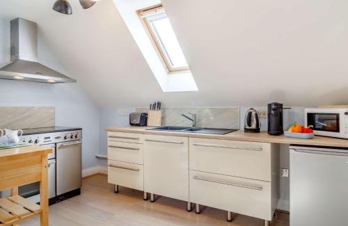 Binham House | 1 Bed in Binham NCC03