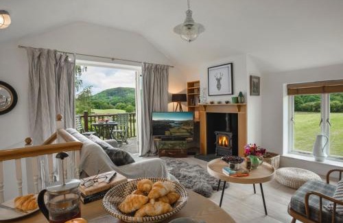Penny Bridge House | 1 Bed in Coniston LCC37