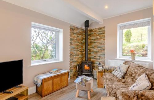 Quarnford House | 1 Bed in Flash 74351
