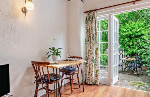 Alcombe House | 1 Bed in Minehead 90923